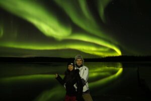 Guests join Aurora Hunting tour and see amazing Aurora Borealis in Yellowknife with North Star Adventures 