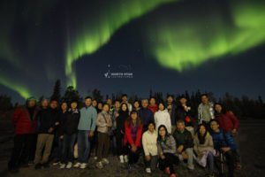 wonderful guests enjoy aurora hunting tour in yellowknife with north star adventures