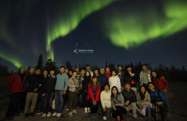 aurora hunting tour in yellowknife with north star adventures
