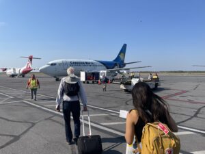 guests boarding their plane back to yellowknife after spending 4 days in the inuit community of kugluktuk on the shores of the arctic ocean 